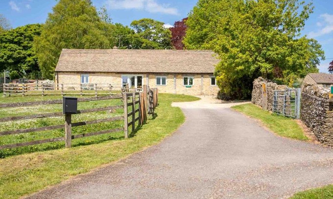 Maugersbury House | Stonewell Cottage