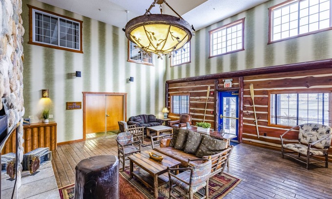 Sunnyland Hotel | Stoney Creek Hotel Peoria