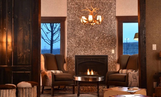 Broken Arrow House | Stoney Creek, Kitchen and Balcony, Extended Stay King Suite | 2 Units
