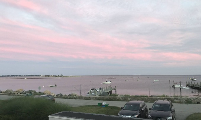 Stonington House | Stonington district on the water
