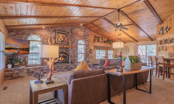 Eagle Mountain Estates Cabin | Stony Creek Cabin