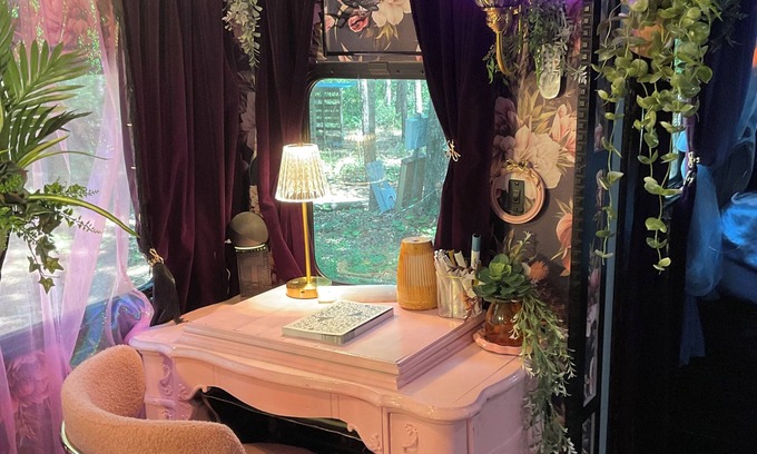 Hopkins House | Storms passing luxurious RV