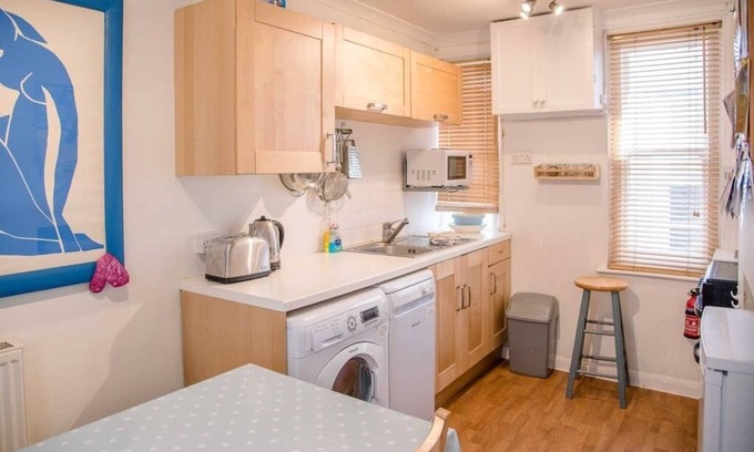 Aldeburgh House | Stowaway Cottage, Aldeburgh