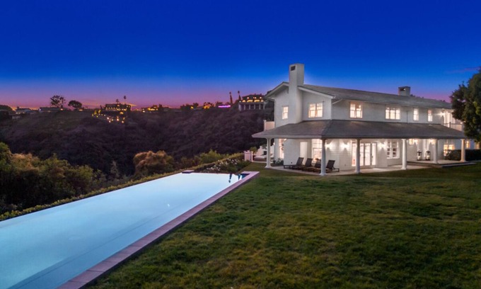 Bel Air House | Stradella Hideaway - A Perfect Luxury Hideaway for the Bel Air Lifestyle