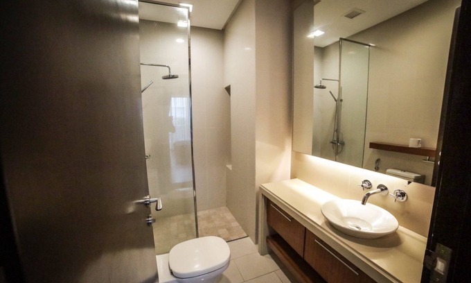 Seri Tanjung Pinang Condo | Straits quay marina stay