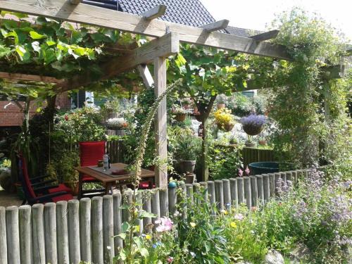 Danisch Nienhof House | Strand & Garten