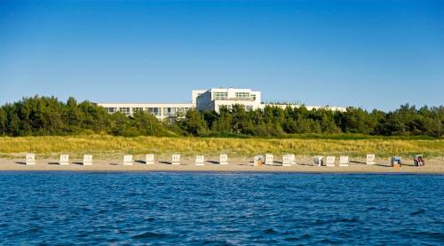 Dierhagen Dorf Hotel | Strandhotel Fischland