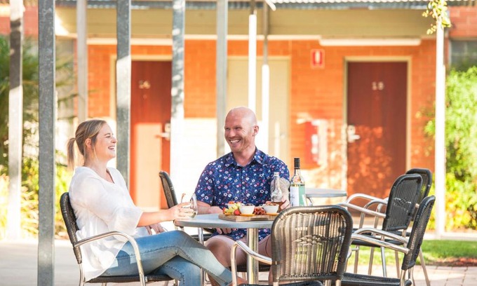 Strathalbyn Hotel | Strath Motel