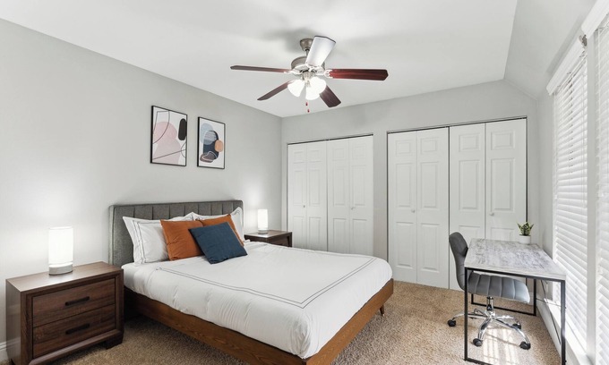 South Arlington Apartment | Stratton 309-G I Spacious 2 Bed 1.5 Bath