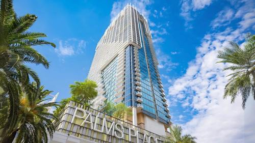 Las Vegas Hotel | StripSuite Palms Place BALCONY Hotel,Resort & Casino
