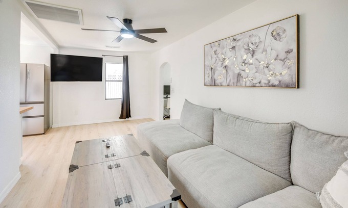 Walkers Holly Hill House | Stroll to Shore: Retreat w/Yard in Daytona Beach