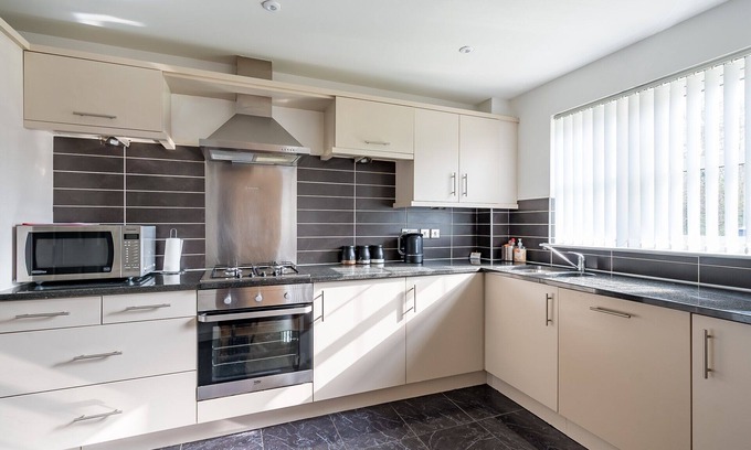 Ormeau Apartment | Structur Property Solutions
