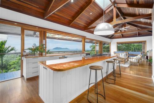 Mission Beach House | Stu's Lookout
