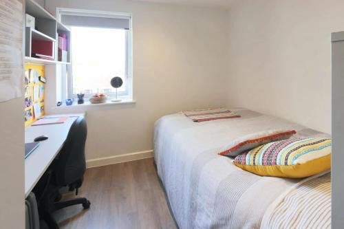 Winchester Apartment | Student Only Riverside Way in Winchester
