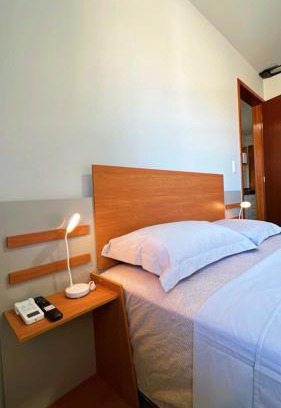 Amarelo Apartment | Studio 02 Gilberto Machado