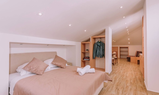 Centar Apartment | Studio (2 Adults + 2 Children)