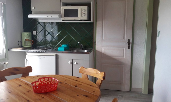 Girmont-Val-d'Ajol Apartment | Studio 2 pers 3rd floor