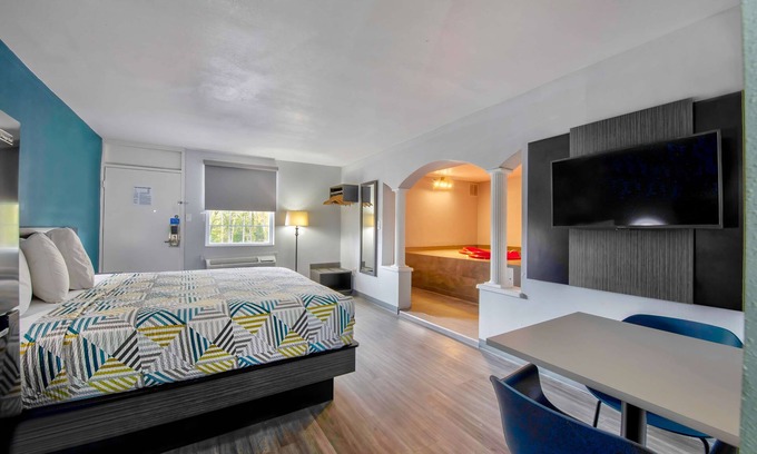 Tougaloo Hotel | Studio 6 Jackson, MS - I-55