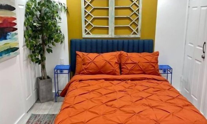 East New York Apartment | Studio 65 Rental