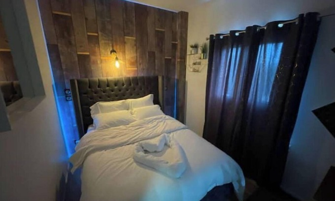 Livry-Gargan Apartment | Studio 9