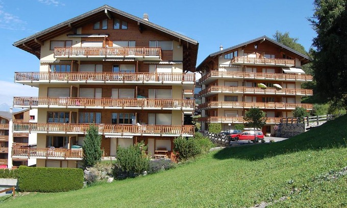 Saint-Pierre-de-Clages Apartment | Studio Ambassador II - 5