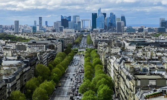 Gambetta Apartment | Studio and Deluxe 1 Bedroom Joined In La Défense