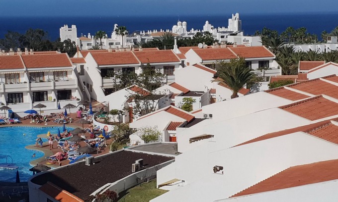 San Eugenio Apartment | Studio Apartment 'Las Americas' with Mountain View, Pool & Wi-Fi