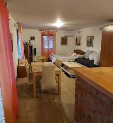 Beli Manastir Apartment | Studio apartman KOTRO