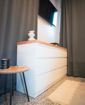 Zagreb Apartment | STUDIO APARTMAN ZEN with hotel vibes, free parking, self check-in, WIFI & Netflix