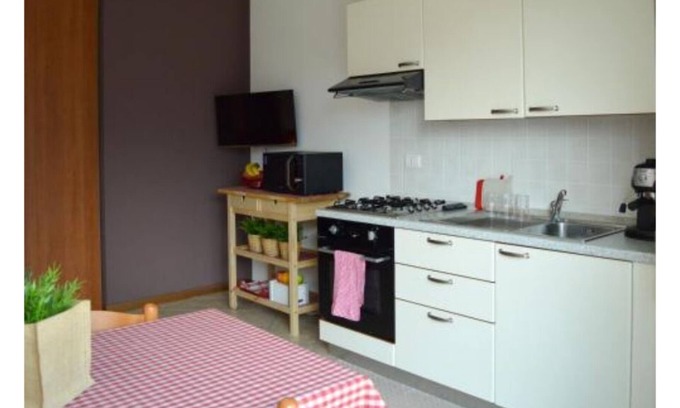 Cremeno Apartment | Studio apartment 26 - 5 mins to ski area and mountains treks