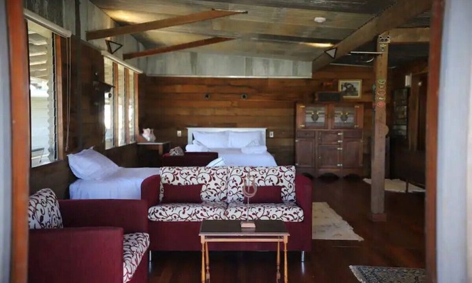 Meringo Apartment | studio apartment close to the ocean and countryside,nTakeover Target room