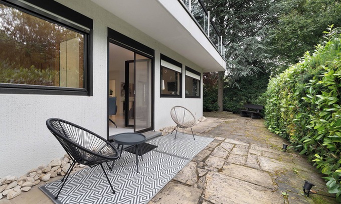 Zaisenhausen Apartment | Studio Apartment 'Ferienappartement Harmonie' with Private Terrace and Wi-Fi