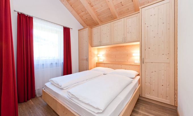 Huiben Apartment | Studio Apartment For Two People In The Middle Of Nature