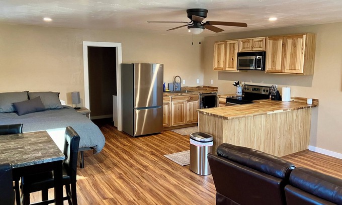 Kalispell Apartment | Studio Apartment for Two - Full Kitchen -10 Minutes to Town