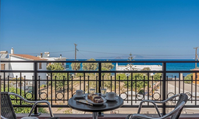 Paloi Apartment | Studio Apartment 'Frantzis 4' with Sea View, Wi-Fi and Air Conditioning