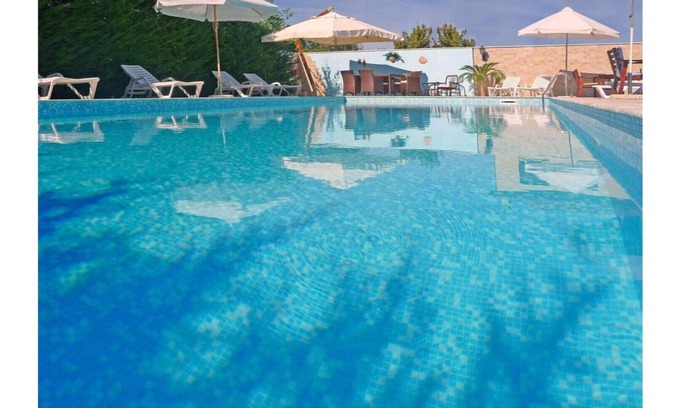 San Pietro di Feletto Villa | Studio apartment in elegant villa with private pool in Prosecco hills