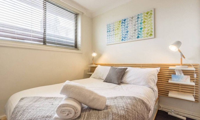 Fitzroy Apartment | Studio Apartment in the heart of Fitzroy
