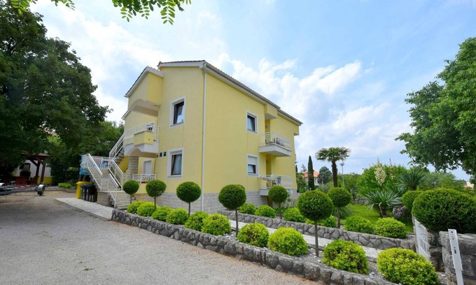 Malinska-Dubasnica Apartment | Studio apartment Olgica 201