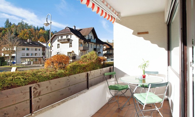Fuessen Apartment | Studio Apartment "Paulas" with Balcony & Wi-Fi