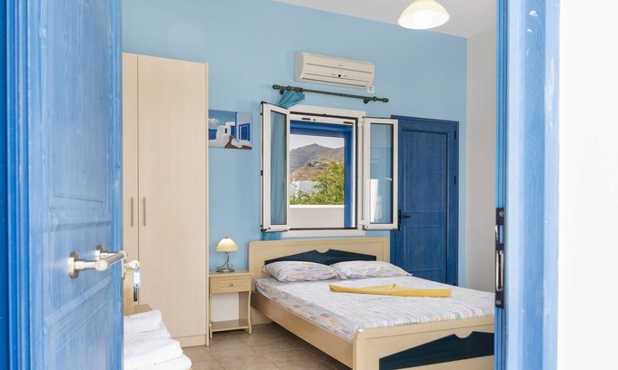 Serifos Apartment | Studio Apartment 'Studios Ninemia Serifos 2' with Sea View, Wi-Fi and Air Conditioning