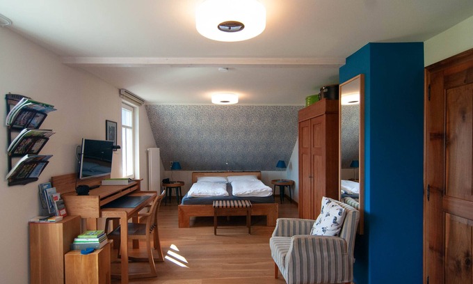 Lindau Apartment | Studio Apartment ' with Sea View, Shared Garden and Wi-Fi
