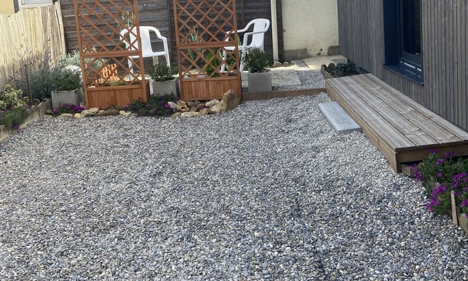 Heuze - Saint-Georges Apartment | Studio Atypique le Mans Proche Gare et Chemin de Halage