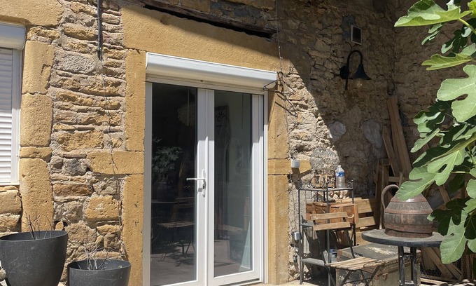 Saint-Germain-Nuelles Apartment | Studio aux Portes du Beaujolais