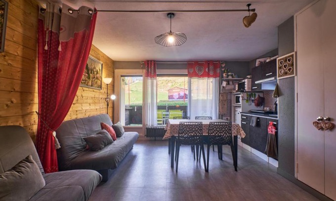 Allevard Apartment | Studio Au Pieds Pistes Ski Collet