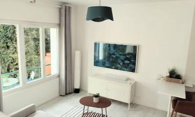 Chaville Apartment | Studio Avec Jardin Entre Paris Versailles et Gares