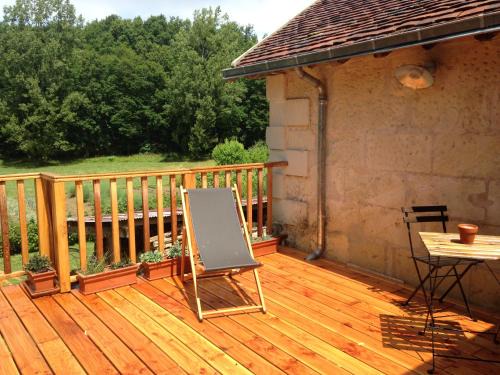 Aiguevive House | studio avec terrasse Abbaye d'Aiguevive