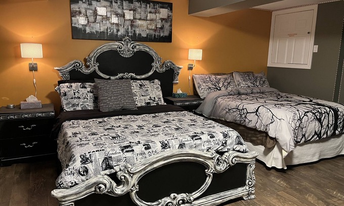 Halton Regional Municipality House | Studio Bedroom 2 beds Barn Door, full washroom, home gym, fridge,Large smart tv