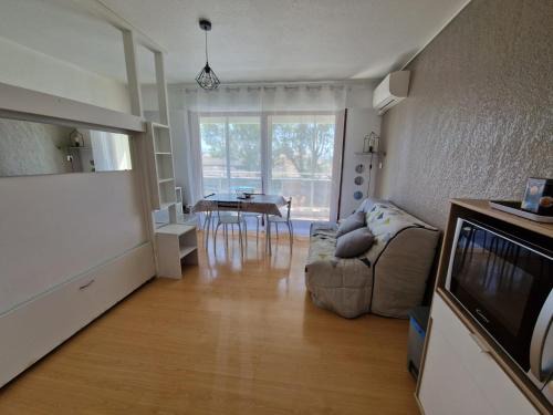 Les Arenes Apartment | Studio cabine Canet Plage Parking