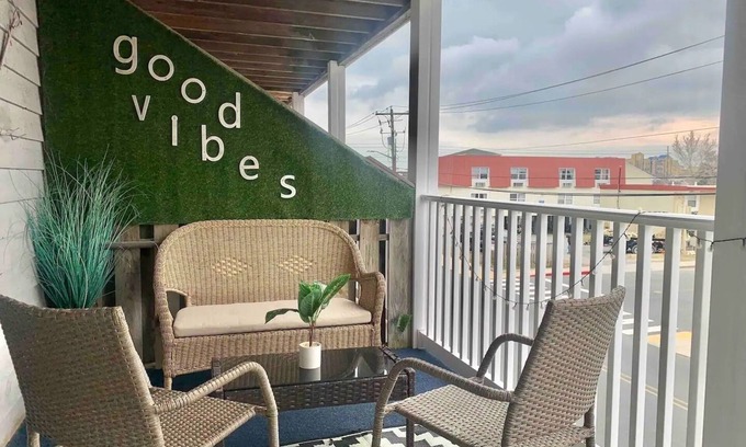 Ocean City Apartment | Studio Charm w/Deck, Fireplace & Fooseball!: Walk to Beach, Boardwalk & Dining!