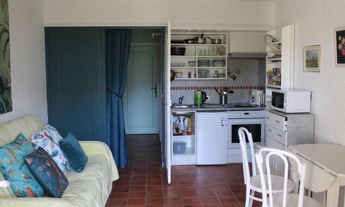 Mollans-sur-Ouveze Apartment | Studio Climatisé 424 Les Genèvriers